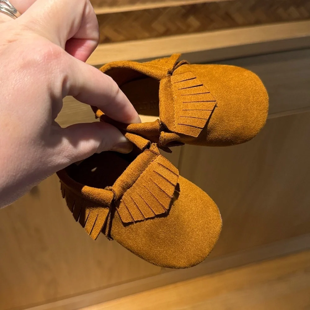 Old Navy Brown Fringe Baby Moccasins - Kids Shoes 3-6 months